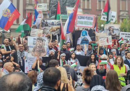 مظاهرات حاشدة في مدن صربية تنديدا بعدوان الاحتلال على فلسطين