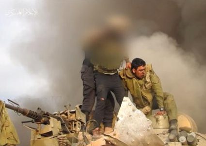 مسؤولون إسرائيليون: مستعدون لدفع "ثمن" مقابل صفقة أسرى كبيرة