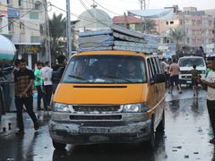 نزوح جماعي من شمال قطاع غزة إلى جنوبه بفعل القصف الصهيوني المتواصل على المدنيين.