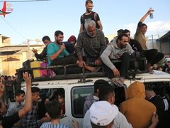 نزوح جماعي من شمال قطاع غزة إلى جنوبه بفعل القصف الصهيوني المتواصل على المدنيين.