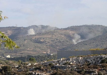 مُسيّرة إسرائيلية تستهدف مركبة جنوبي لبنان.. وتجدد تبادل إطلاق نار