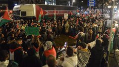 مسيرة حاشدة في روتردام الهولندية رفضا للعدوان الإسرائيلي على غزة