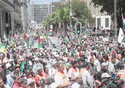 تظاهرة في مدينة روتردام الهولندية تنديدا بالعدوان الإسرائيلي على شعبنا