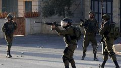 إصابتان بالرصاص الحي خلال مواجهات مع الاحتلال في طوباس