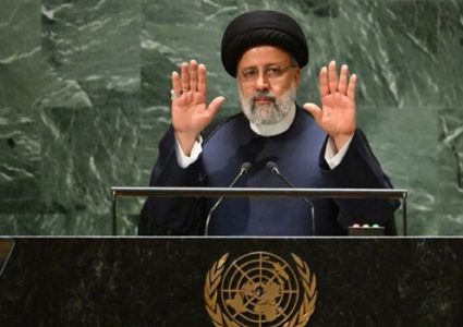 الرئيس الإيراني: لا نرى أي عائق أمام توسيع علاقاتنا مع مصر