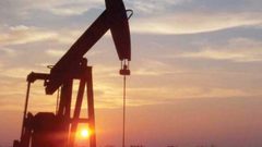 انخفاض أسعار النفط وسط مخاوف اقتصادية