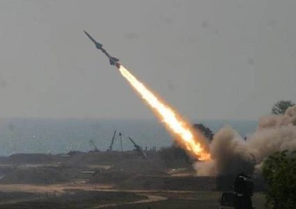 أنصار الله "الحوثية" تعلن استهداف سفن الاحتلال بصواريخ باليستية في منطقة إيلات