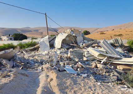 الاحتلال يجرف عشرات الدونمات في فروش بيت دجن شرق نابلس