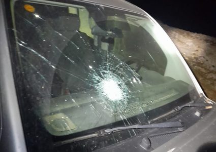 قوات الاحتلال تحطم زجاج مركبات مواطنين في حوسان غرب بيت لحم
