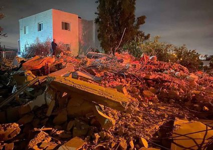 الاحتلال يهدم منزلاً في قرية شقبا غرب رام الله