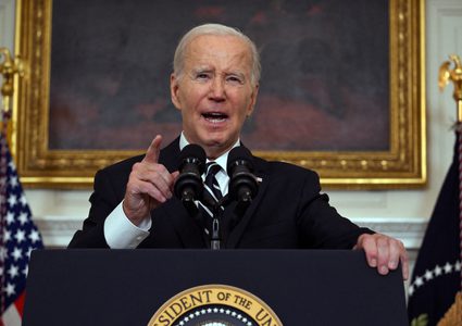 بايدن يجدد دعم حل الدولتين ويحذر من إعادة احتلال غزة