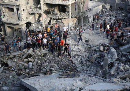 الخارجية تحذر من ارتكاب الاحتلال المزيد من المجازر مع توسيع نطاق عدوانه على غزة