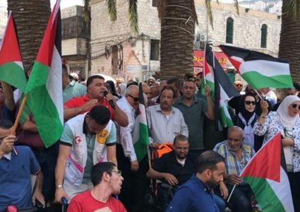 وقفة في نابلس تنديدا بالعدوان على غزة وإسنادا للمعتقلين