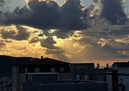 الطقس: أجواء غائمة جزئيا وصافية والحرارة حول معدلها العام