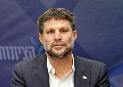 هيئة البث الإسرائيلية:سموتريتش يطالب نتنياهو بتغيير تركيبة حكومة الحرب