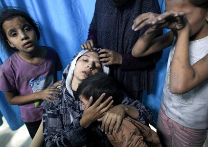 "الصحة العالمية" تدعو بدخول منتظم للمصابين من غزة إلى مصر