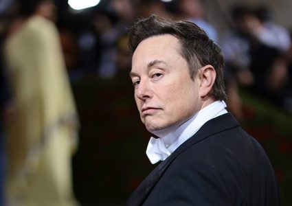 البيت الأبيض يندد بتصريحات إيلون ماسك بسبب موقفه من فلسطين