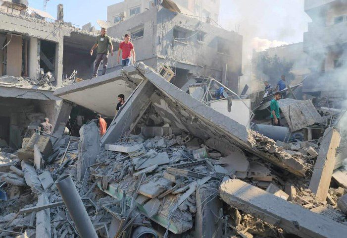 "الأونروا" تدين القصف "المروع" على مدارس الأمم المتحدة في غزة