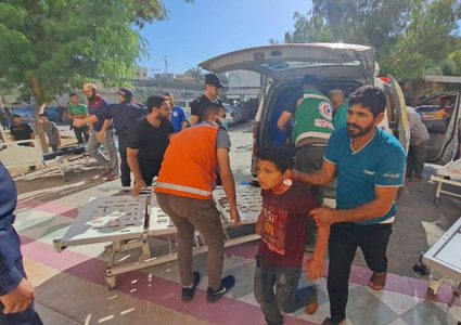 الاحتلال  يرتكب مجزرة جديدة ويستهدف مدرسة الفاخورة ومئات الشهداء والجرحى