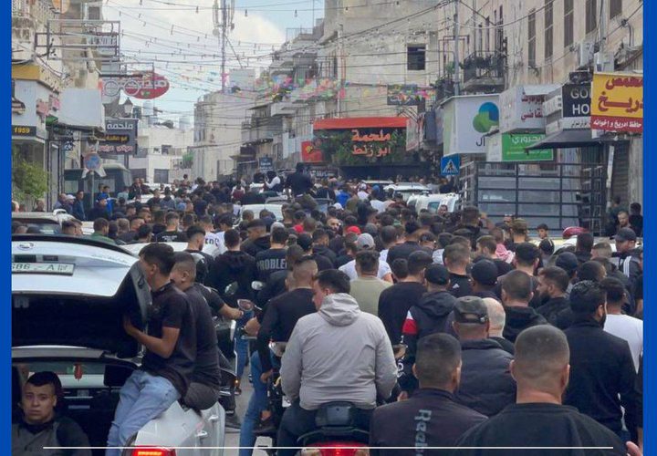 تغطية صحفية:"جانب من تشييع شهداء مخيم بلاطة في مدينة نابلس".