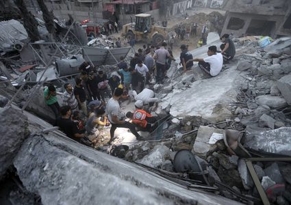 قصف مدفعي للاحتلال يستهدف حي الزيتون شرق مدينة غزة