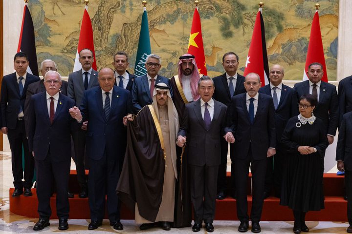 اللجنة الوزارية العربية الإسلامية تلتقي وزير الخارجية تلتقي وزير الخارجية الصيني