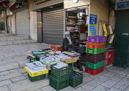 بسبب إجراءات الاحتلال: 25% من المنشآت الاقتصادية أُغلقت كليا أو جزئيا في الضفة