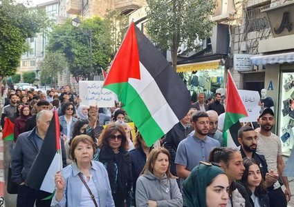 وقفة مساندة للمعتقلين ونصرة لغزة في طولكرم