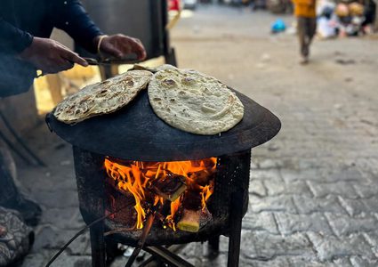 صمود أهل غزة في مخيم جاليا وشمال غزة رغم المجازر والتجويع والحصار