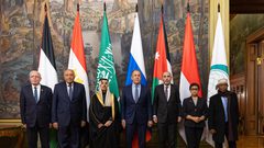 اللجنة الوزارية المكلفة من القمة العربية الإسلامية تجتمع بالرئيس الفرنسي