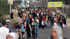 صفقة التبادل وما بعدها.. سيناريوهات معقدة لمرحلة تسير في حقل ألغام