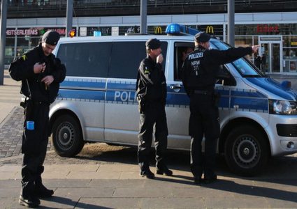 الشرطة الألمانية تنفذ مداهمات ضد مناصرين لفلسطين