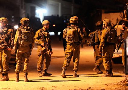 إصابة شاب بالرصاص والعشرات بالاختناق خلال اقتحام قوات الاحتلال لبلدة دير الغصون