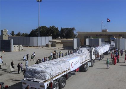 دخول شاحنات الوقود والمساعدات لغزة