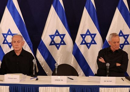 استطلاع :تزايد شعبية غانتس وتراجع الصهيونية الدينية