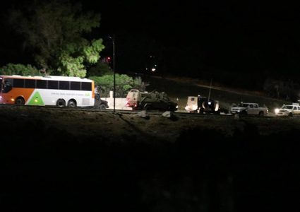 الاحتلال يغلق مدخل خربة الدير في تقوع جنوب شرق بيت لحم