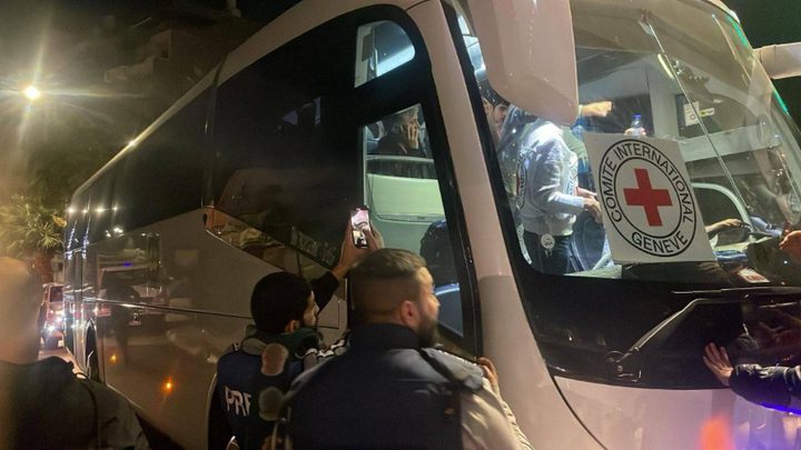 الاحتلال يفرج عن 39 من الأطفال المعتقلين