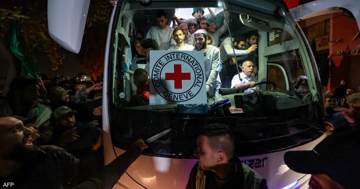 إسرائيل تنتظر رد حـماس لتمديد الهدنة يوما إضافيا مقابل إطلاق 10 محتجزين