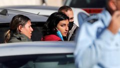 الاحتلال يعيد الأسيرة نفوذ حماد إلى السجن رغم قرار الإفراج عنها في صفقة التبادل