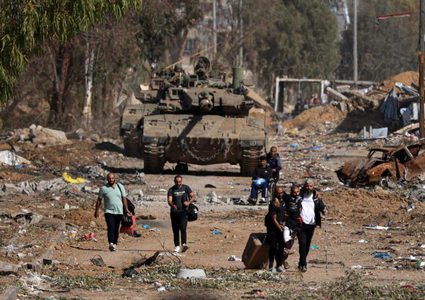 في خرق للهدنة: إصابة أربعة مواطنين برصاص الاحتلال أحدهم بجروح خطيرة في غزة