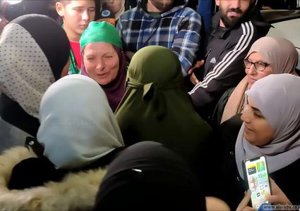 إسرائيل تتسلم قائمة محتجزين بغزة وتشترط للإفراج عن 50 أسيرة فلسطينية