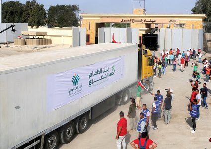 الهلال الأحمر: مهمة توزيع المساعدات تواجه تحديات وصعوبات