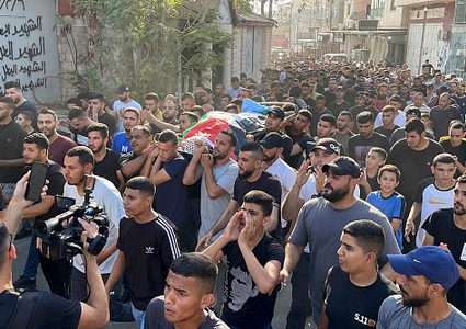 جماهير جنين تشيّع جثماني الشهيدين الطفلين أبو الوفا والغول