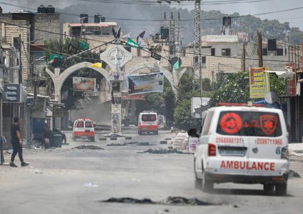 الاحتلال يمنع الإسعاف من نقل مصاب فلسطيني في جنين