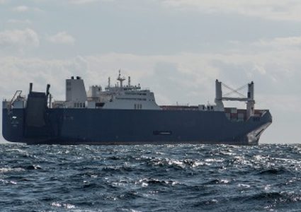 استهداف سفينتين إسرائيليتين بالبحر الأحمر