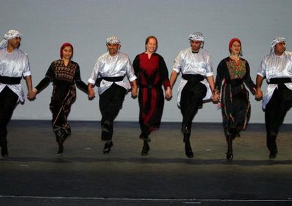 إدراج الدبكة الفلسطينية على اللائحة التمثيلية للتراث الثقافي غير المادي لليونسكو