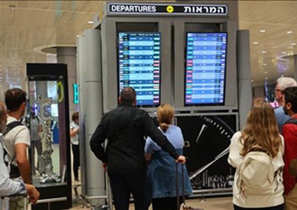 صحيفة إسرائيلية: 370 ألفا غادروا دولة الاحتلال منذ بداية الحرب