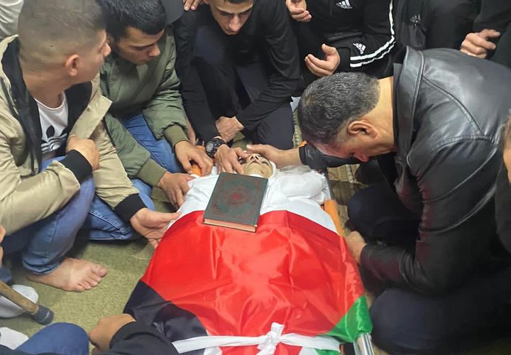 جماهير غفيرة تشيع جثمان الشهيد الطفل عمر أبو بكر في يعبد
