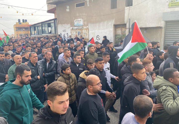 جماهير غفيرة تشيع جثمان الشهيد الطفل عمر أبو بكر في يعبد