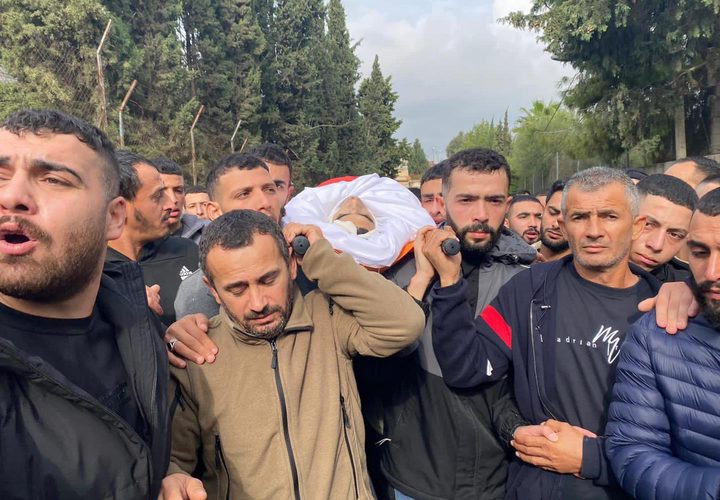 جماهير غفيرة تشيع جثمان الشهيد الطفل عمر أبو بكر في يعبد